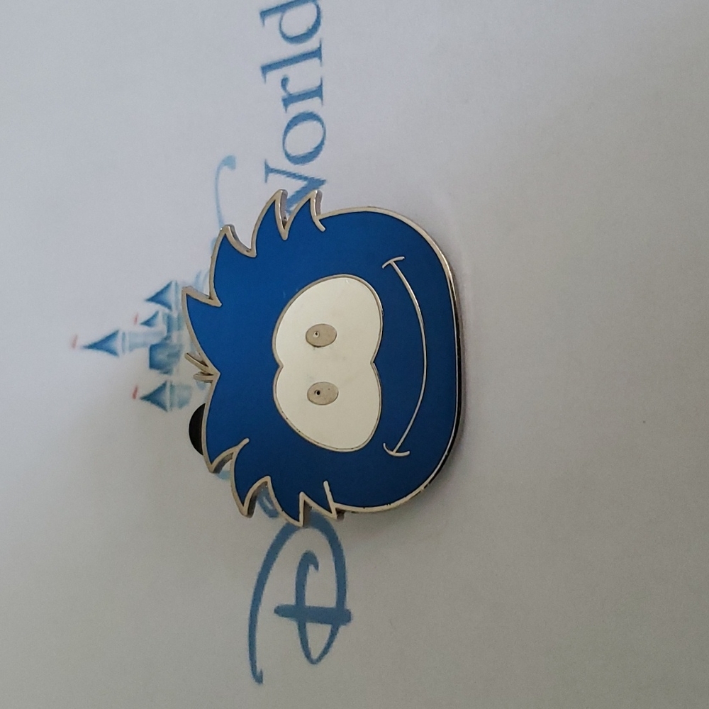 Disney Trading Pins - Picture 3 of 4